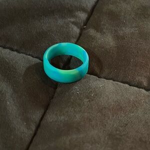 Qalo Aurora Blue Silicone Ring